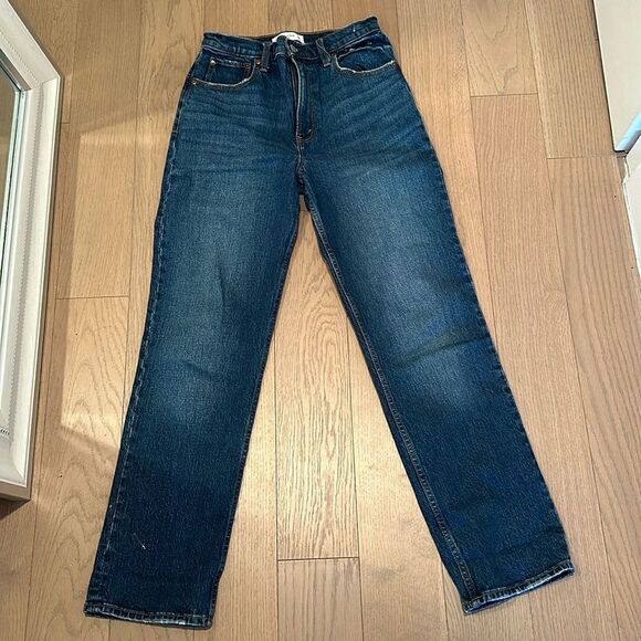 Abercrombie & Fitch Denim - Abercrombie “ the 90s straight ultra high-rise” blue jeans